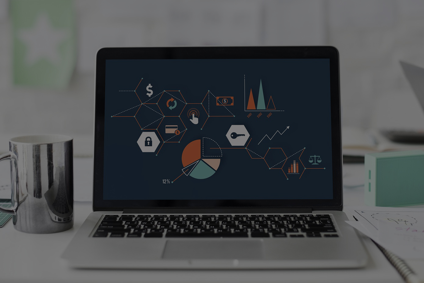 Узнайте, как и почему стоит начать изучение JavaScript в самое ближайшее время.